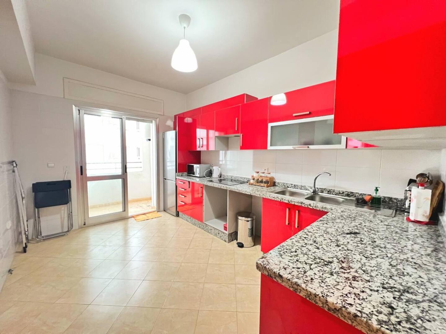 Cosy & Convenient 2-Bed Apartment In Playa タンジェ エクステリア 写真